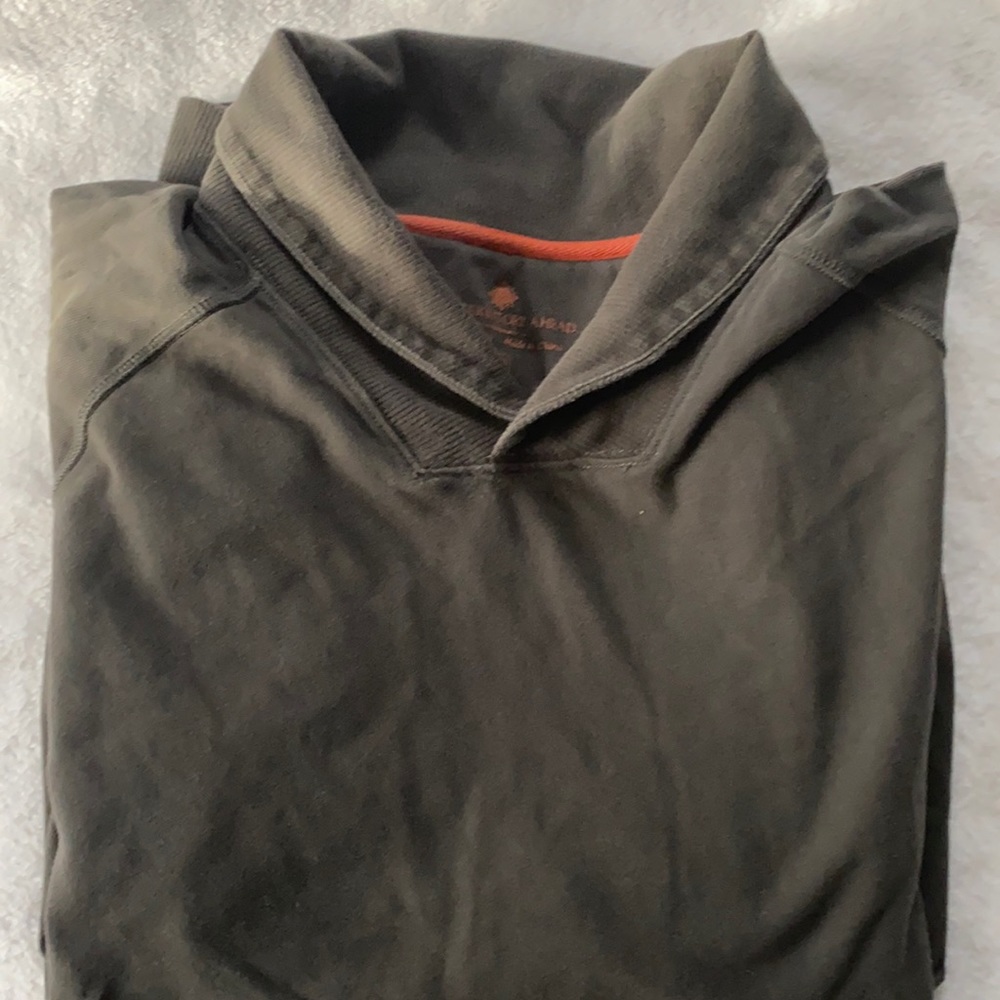 Long sleeve shawl color men's shirt. 100% cotton